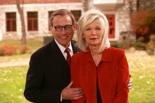 Michael Neidorff posing with wife Noemi Epworth